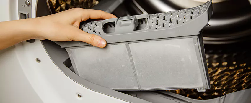 Signs Of A Clogged Dryer Lint Trap in Barstow, California